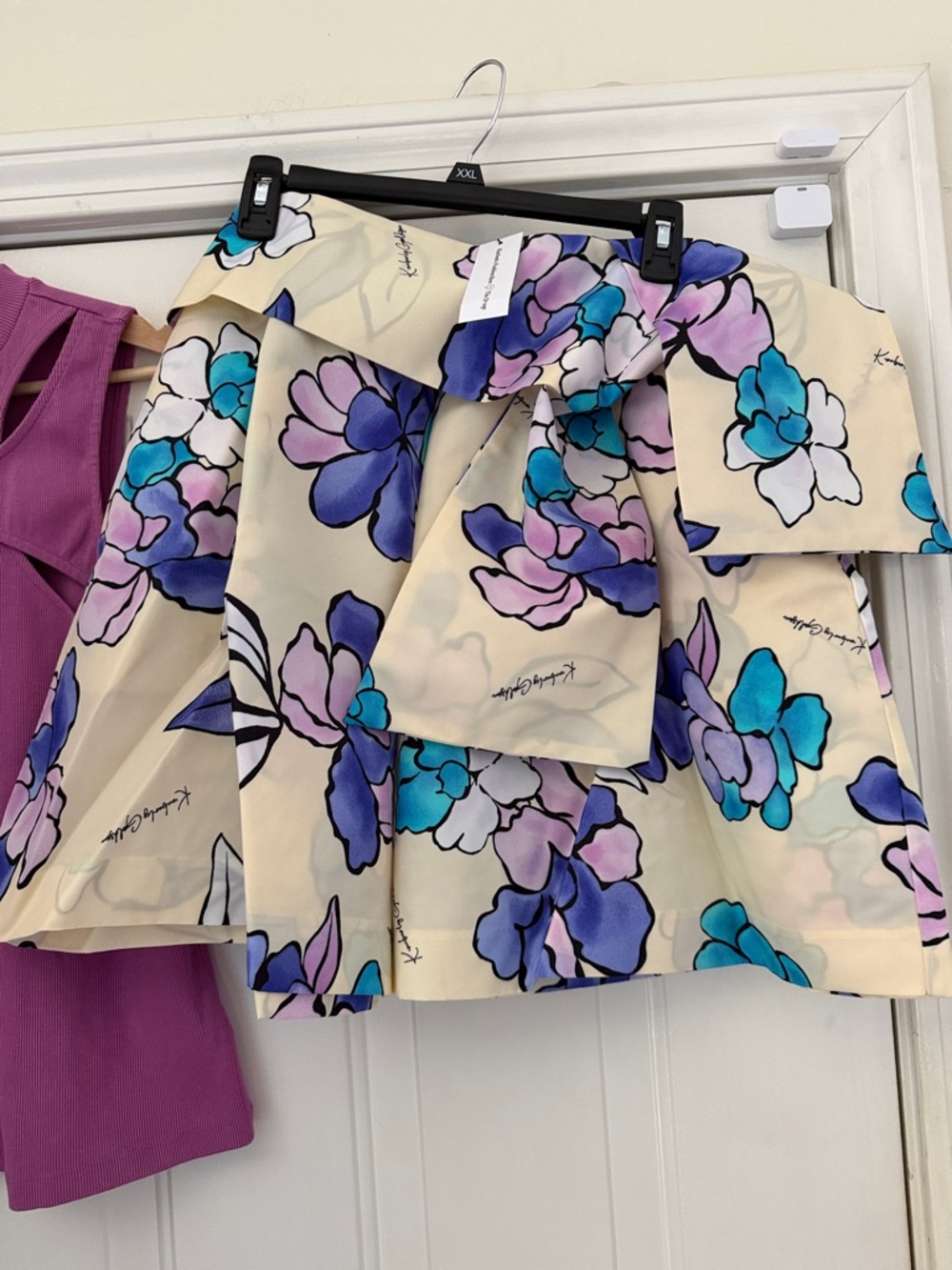 High-Waist Women’s Shorts with large bow in Orchid Purple & orchid tank top. - Picture 2 of 4